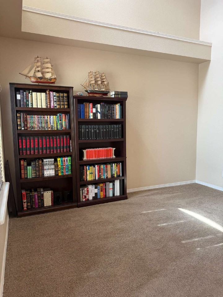 12869 Little Missy Ln - Photo 5 of 32