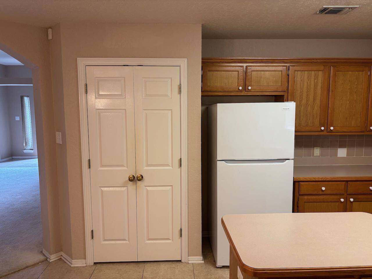 8109 Fox Chase Dr - Photo 3 of 17