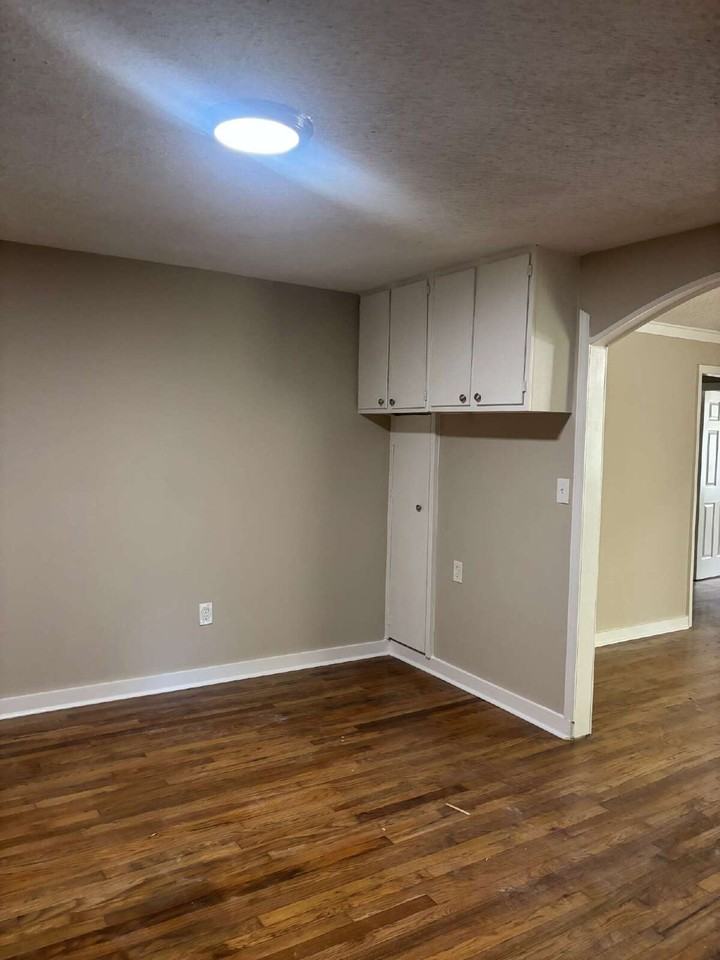 12 E Peebles Rd - Photo 4 of 20