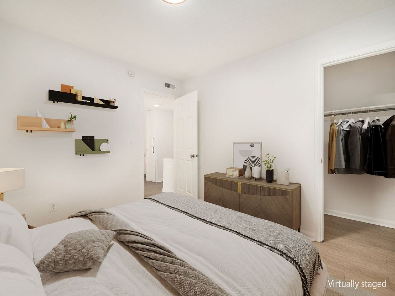 380 Forest St #I - Photo 2 of 11