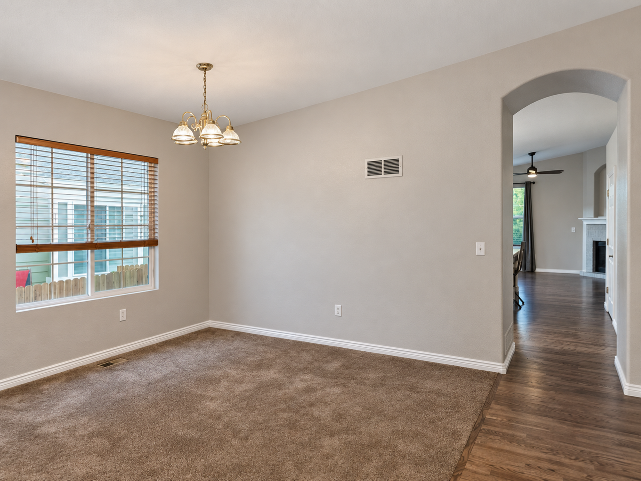 6458 Trappers Trail Ave - Photo 3 of 30