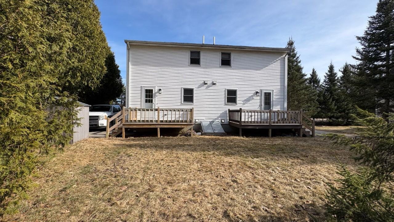44 Garfield St #A - Photo 2 of 23