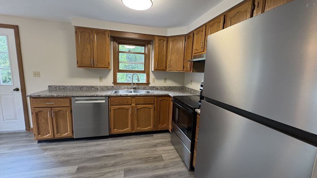 44 Garfield St #A - Photo 5 of 23
