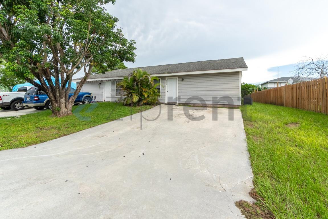 4489 Se Salvatori Rd - Photo 2 of 33