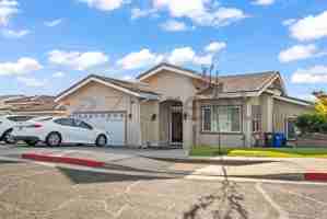 featured image of 24546 Karina St #A