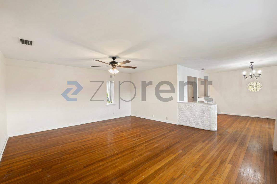 620 E Park St - Photo 5 of 24