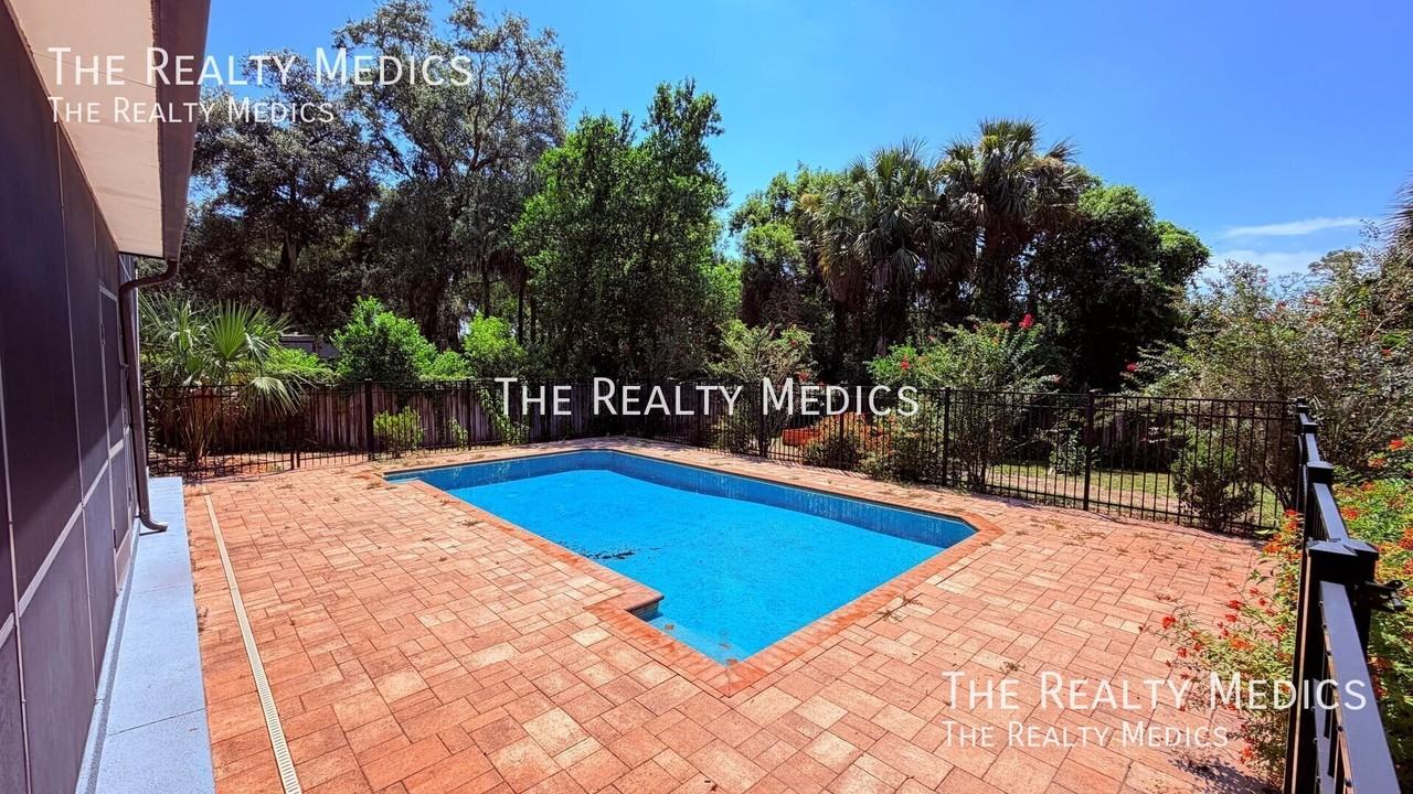 1106 Helen Dr - Photo 4 of 30