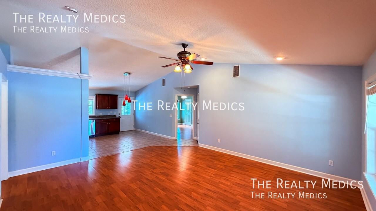 1106 Helen Dr - Photo 6 of 30