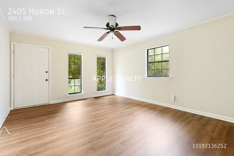 2405 Huron St - Photo 3 of 15