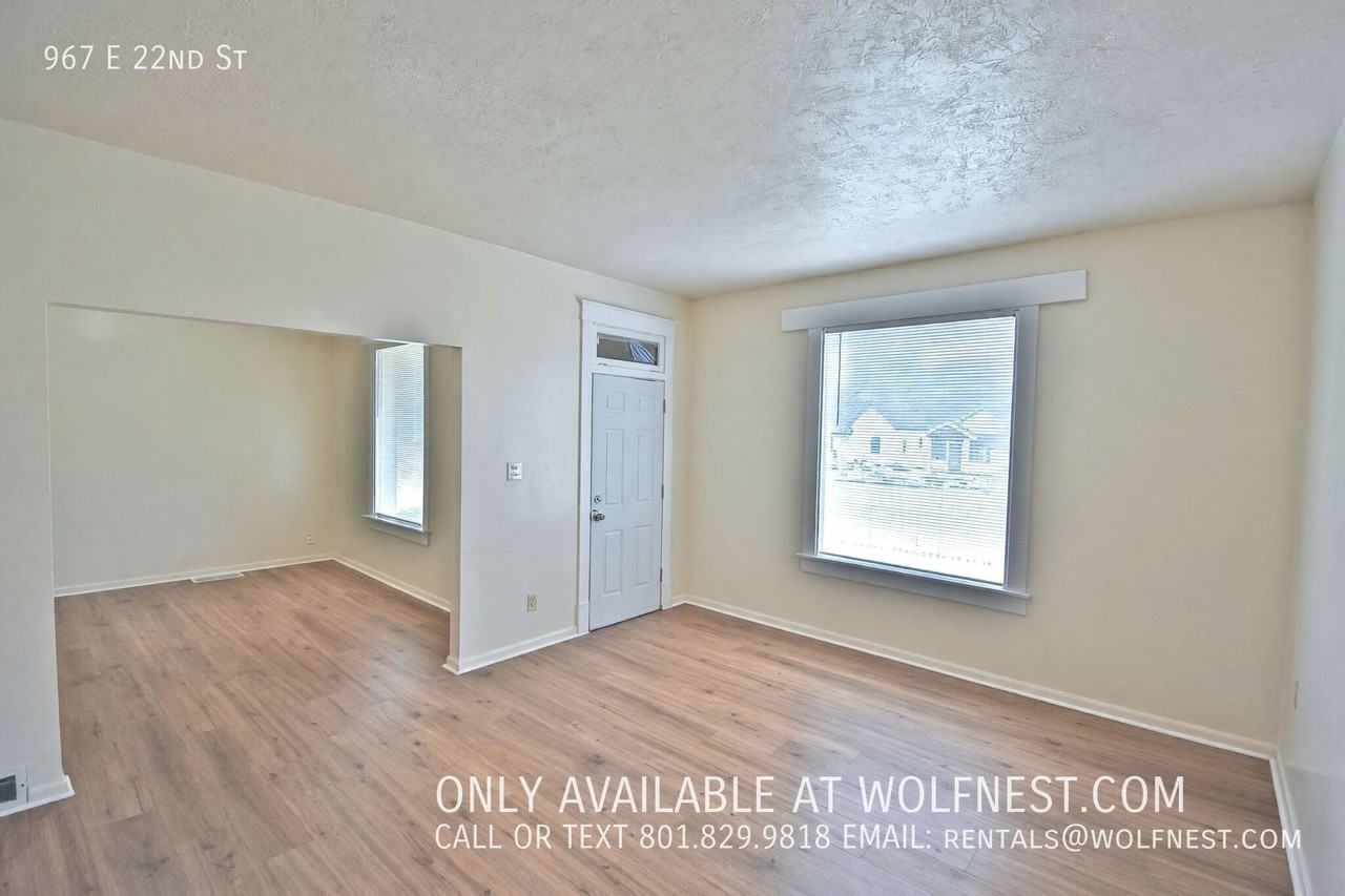 967 E 22nd St - Photo 3 of 22