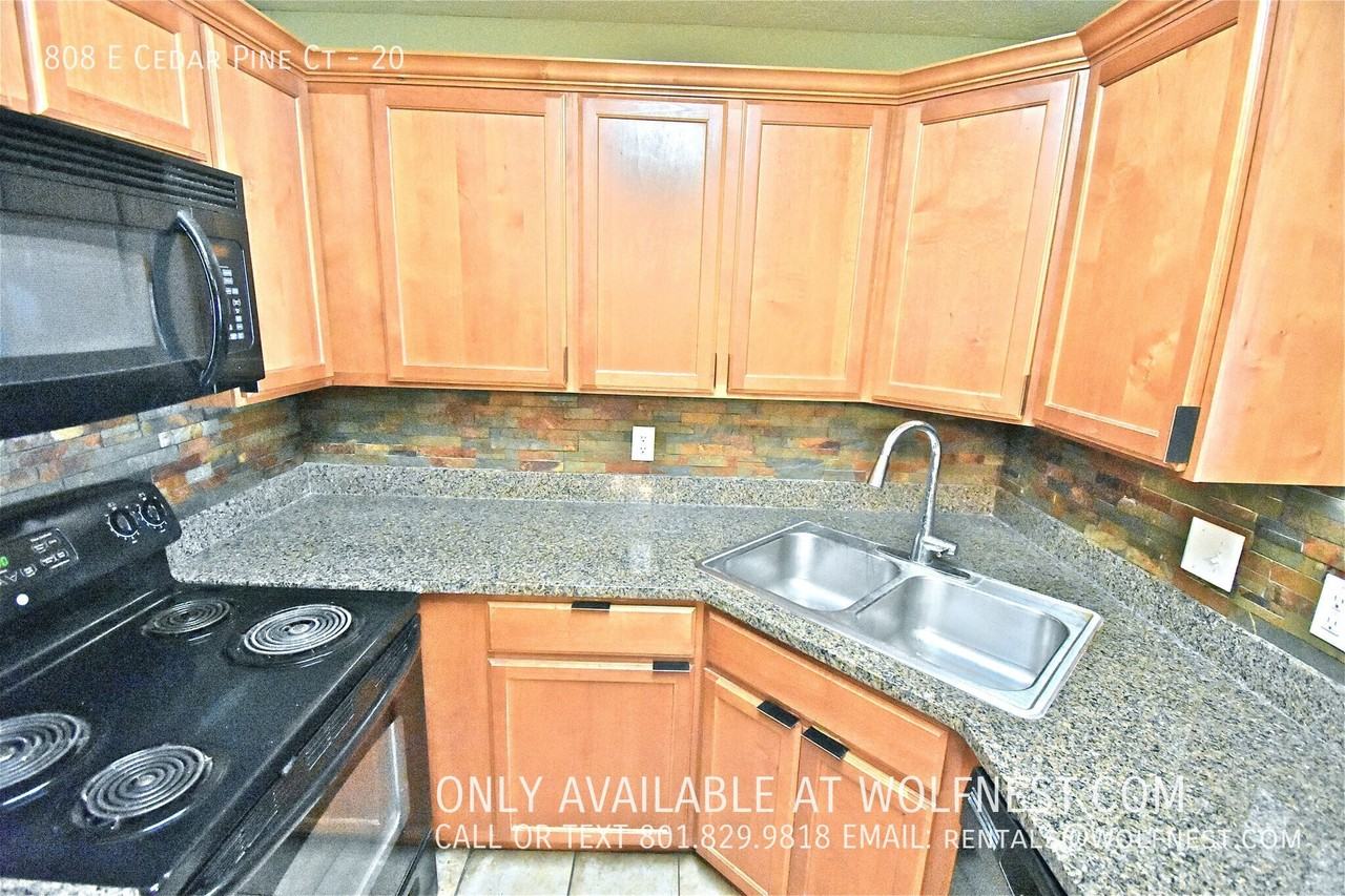 808 E Cedar Pine Ct #20 - Photo 7 of 28
