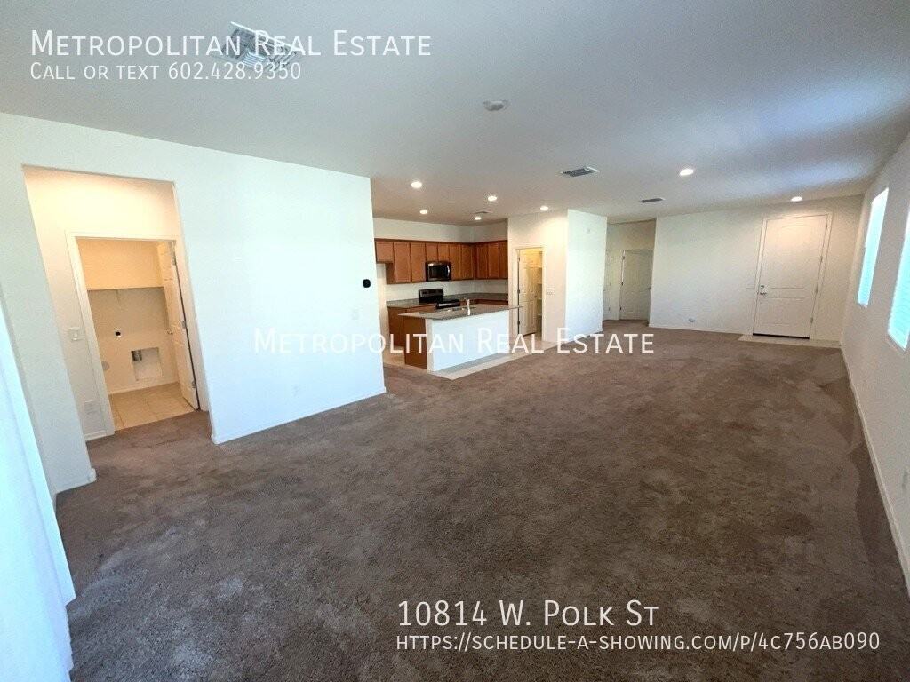 10814 W Polk St - Photo 3 of 24