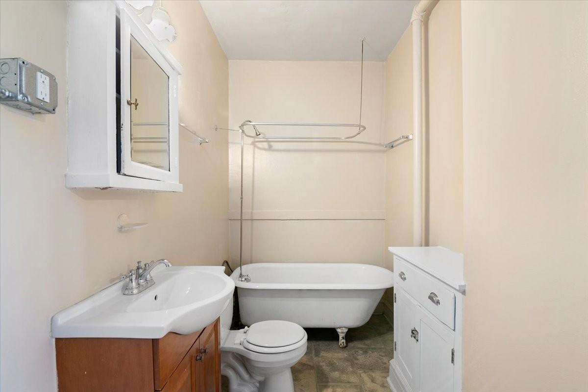 3279 Grove St #24 - Photo 7 of 21