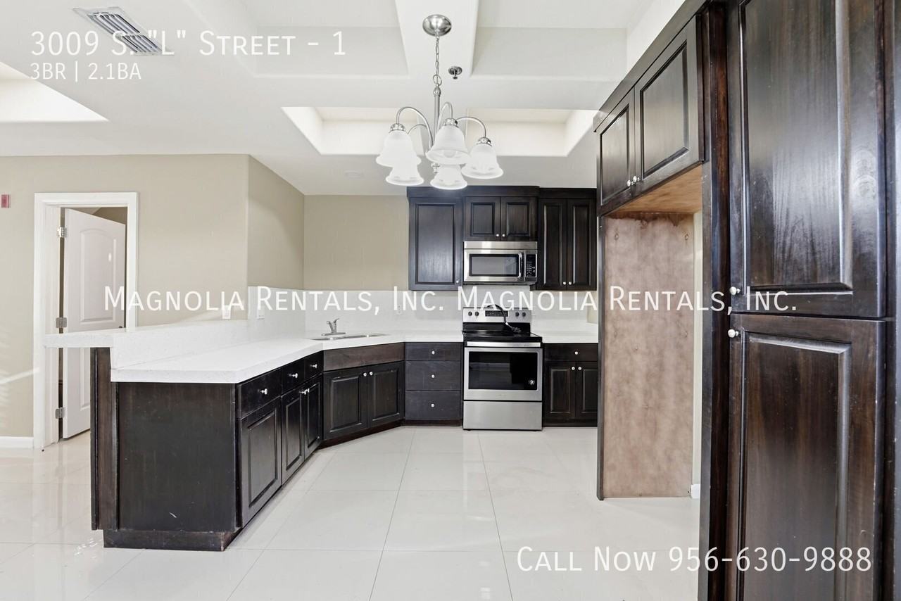 3009 S L St #1 - Photo 4 of 16