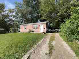 7010 Sw 13th St - Photo 1 of 1