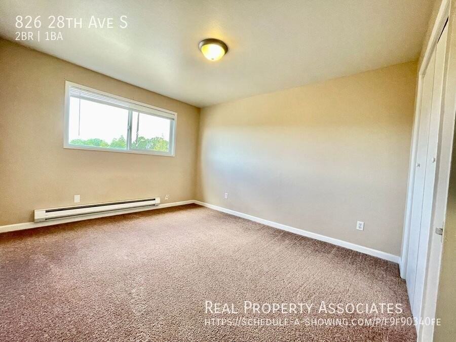 826 28th Ave S - Photo 7 of 12