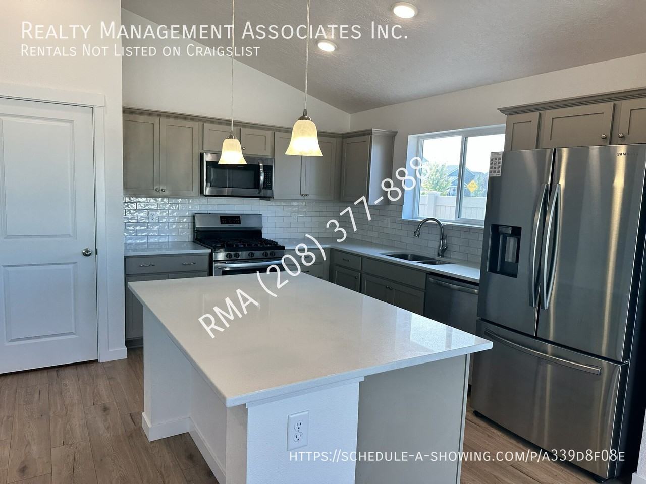 3794 E Berwick Dr - Photo 4 of 25