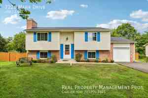 featured image of 7226 Marr Dr