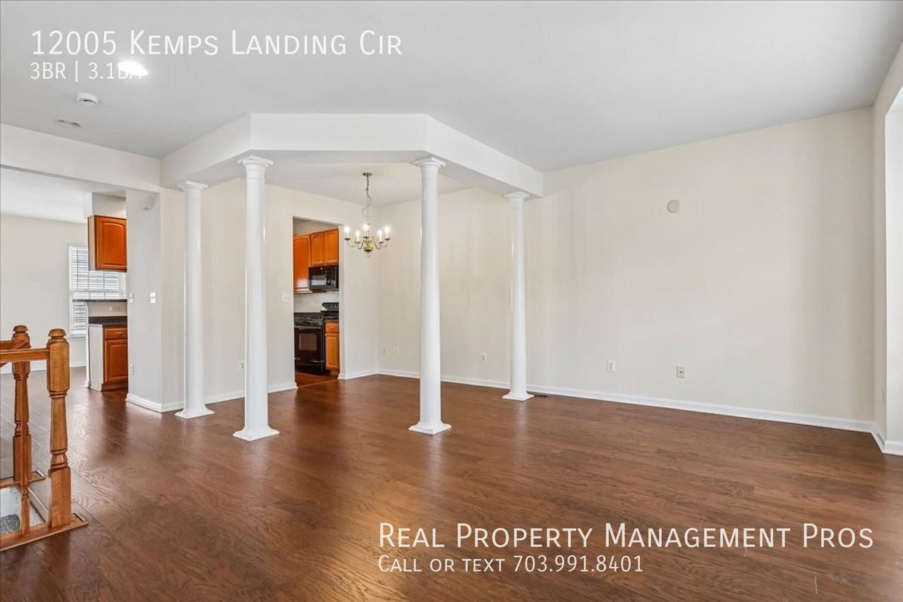 12005 Kemps Landing Cir - Photo 2 of 40