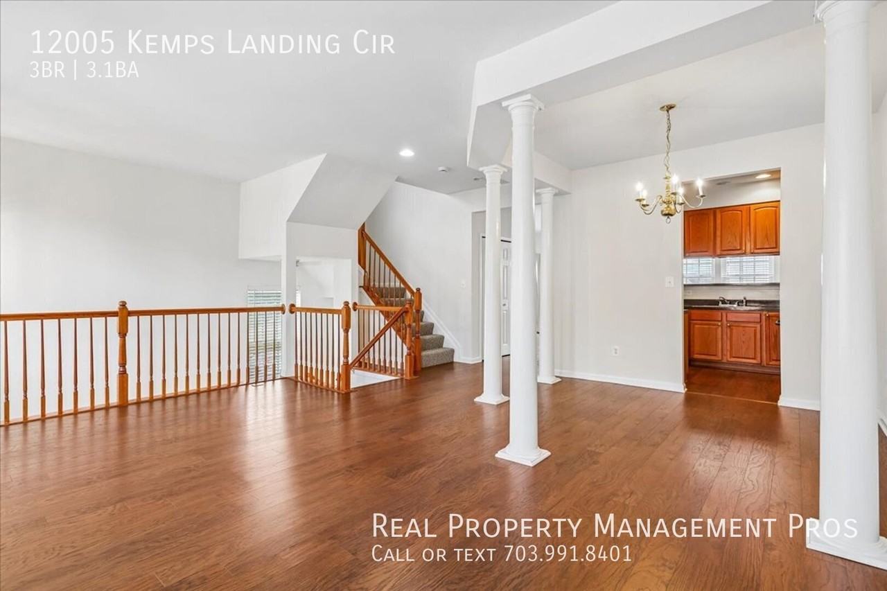 12005 Kemps Landing Cir - Photo 4 of 40