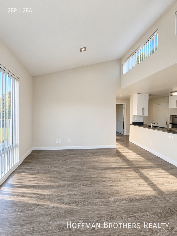 860 S Ardmore Ave #309 - Photo 6 of 18
