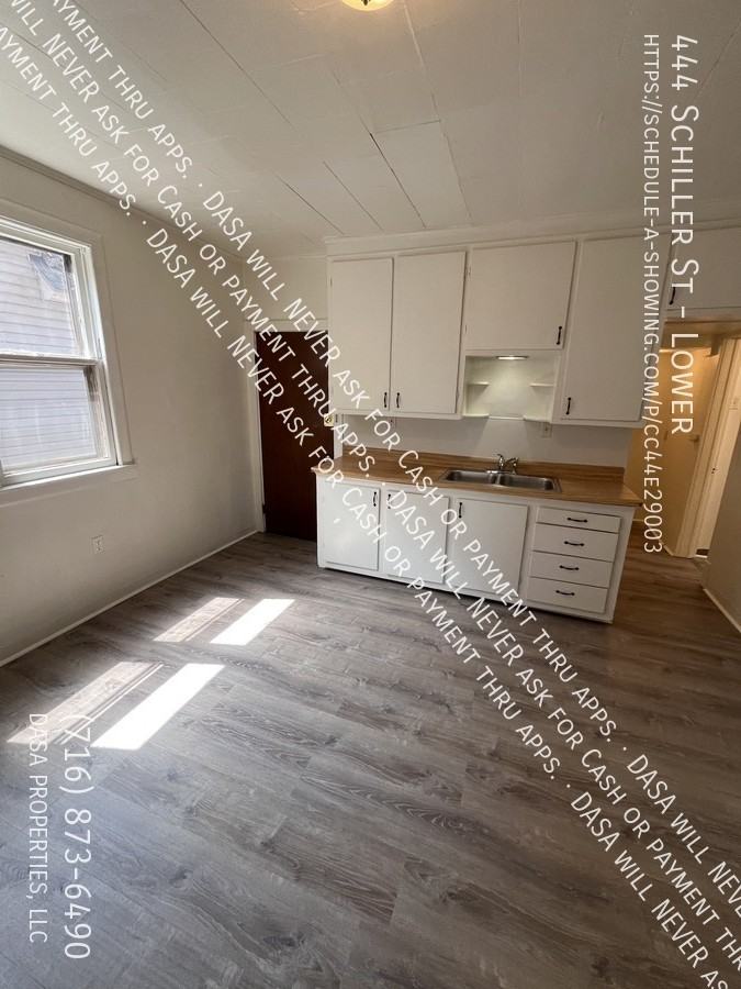 444 Schiller St - Photo 5 of 12