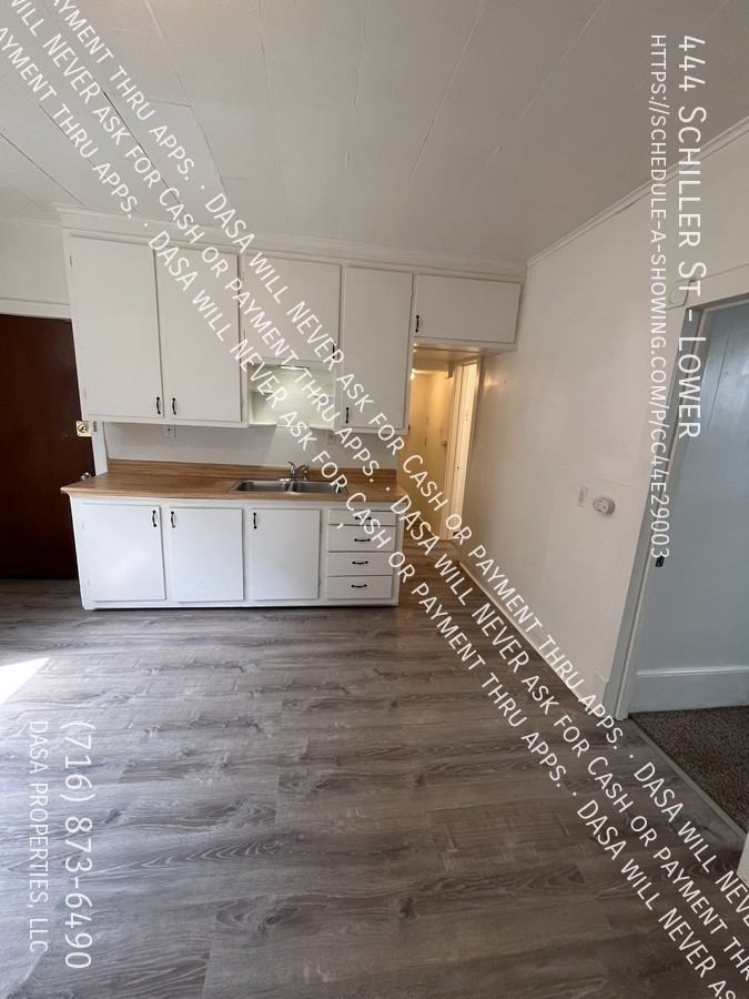 444 Schiller St - Photo 6 of 12