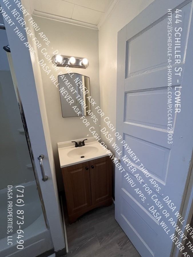 444 Schiller St - Photo 7 of 12