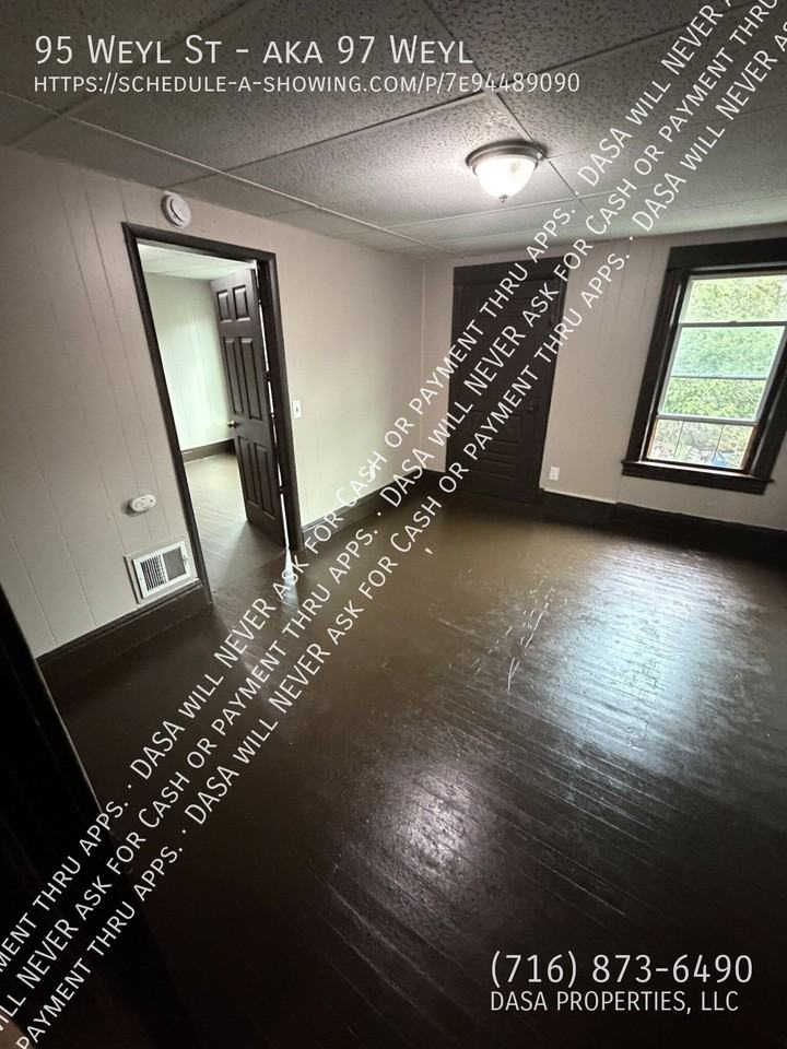 95 Weyl St - Photo 2 of 10