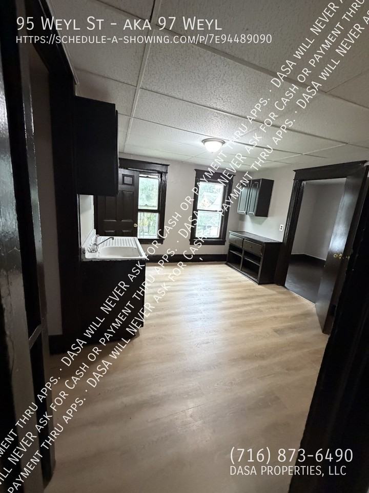 95 Weyl St - Photo 4 of 10