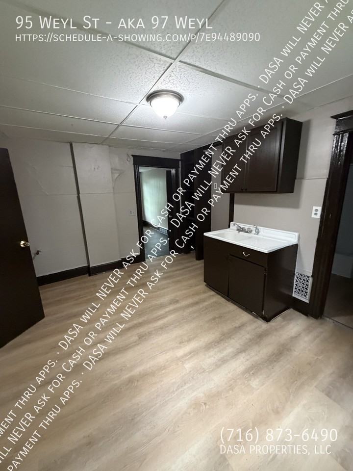 95 Weyl St - Photo 5 of 10