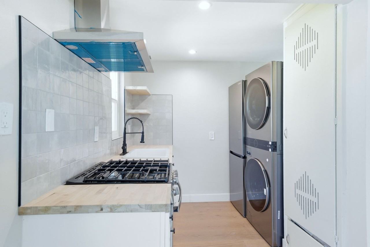 5339 E Ocean Blvd #C - Photo 5 of 11