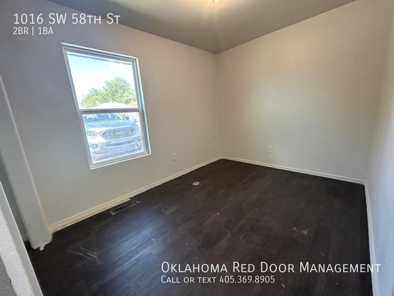 1016 Sw 58th St - Photo 6 of 8