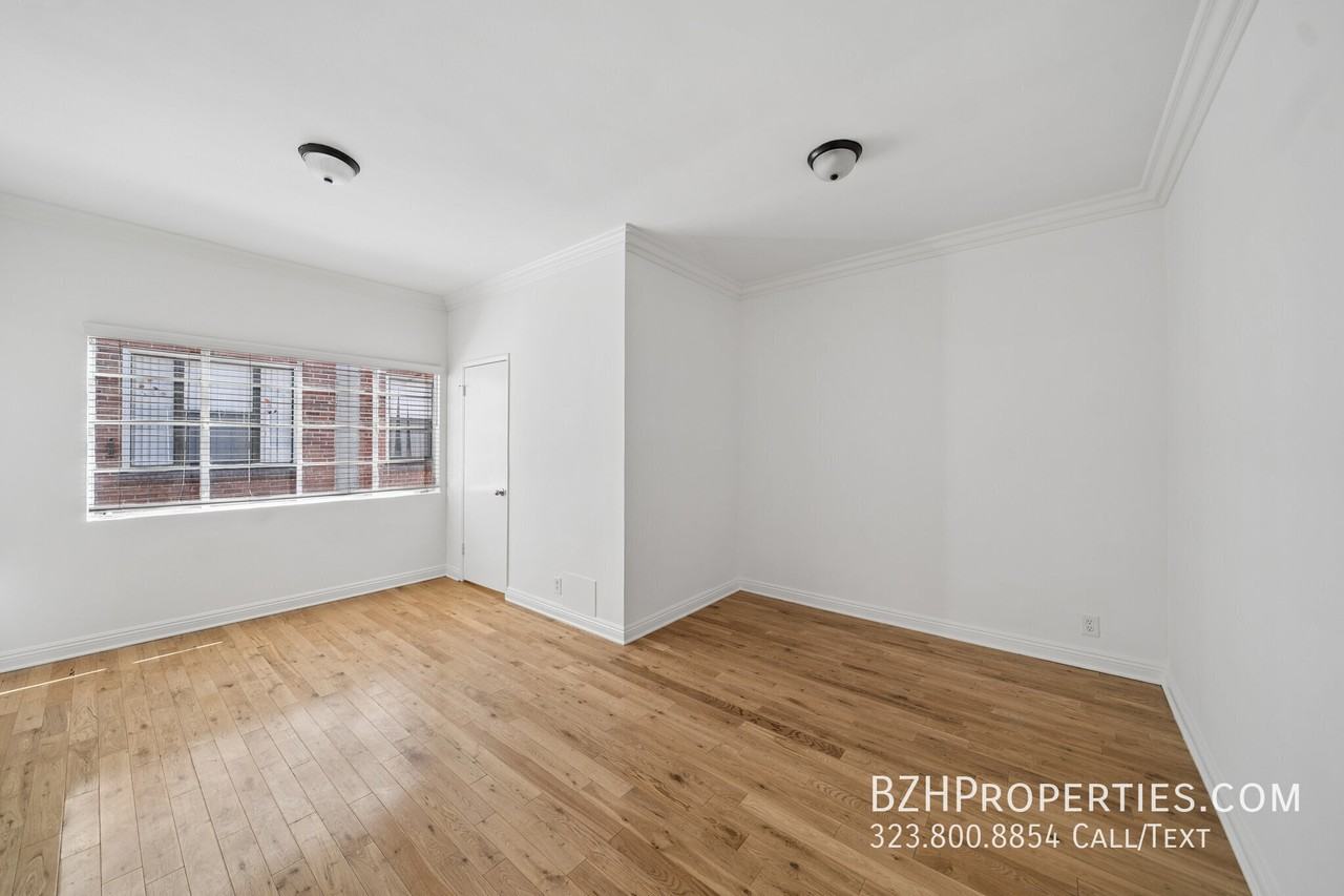 1811 Wilcox Ave #9 - Photo 7 of 7
