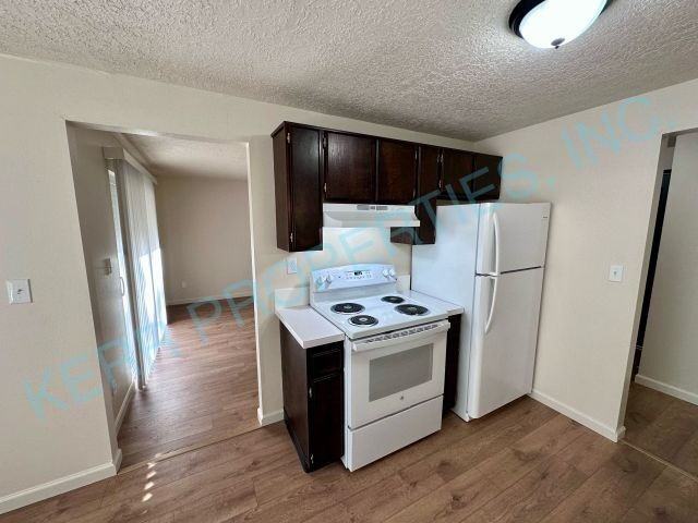 6498 Lowry Dr #4 - Photo 6 of 17