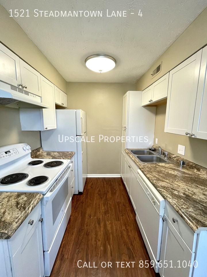 1521 Steadmantown Ln #4 - Photo 4 of 8