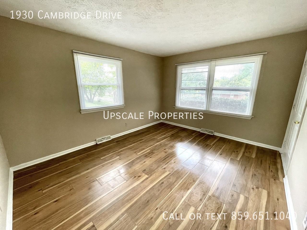 1930 Cambridge Dr - Photo 2 of 9
