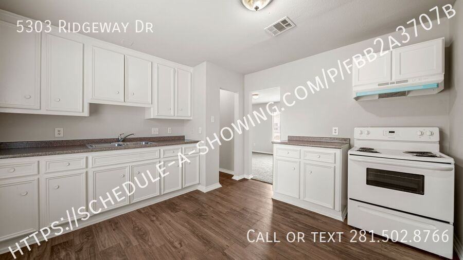 5303 Ridgeway Dr - Photo 2 of 12