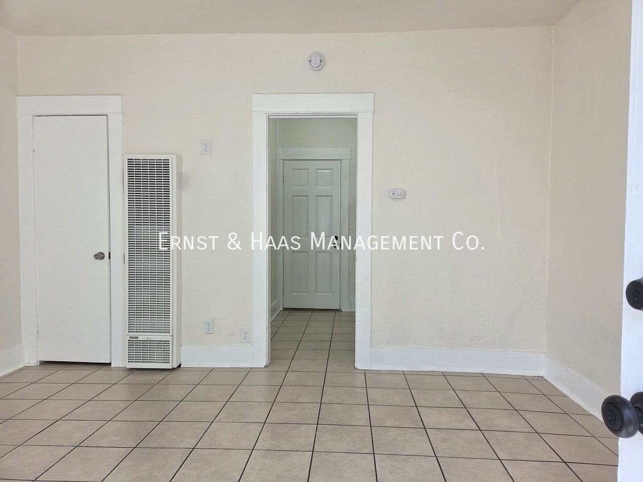 1436 Walnut Ave #13 - Photo 2 of 9