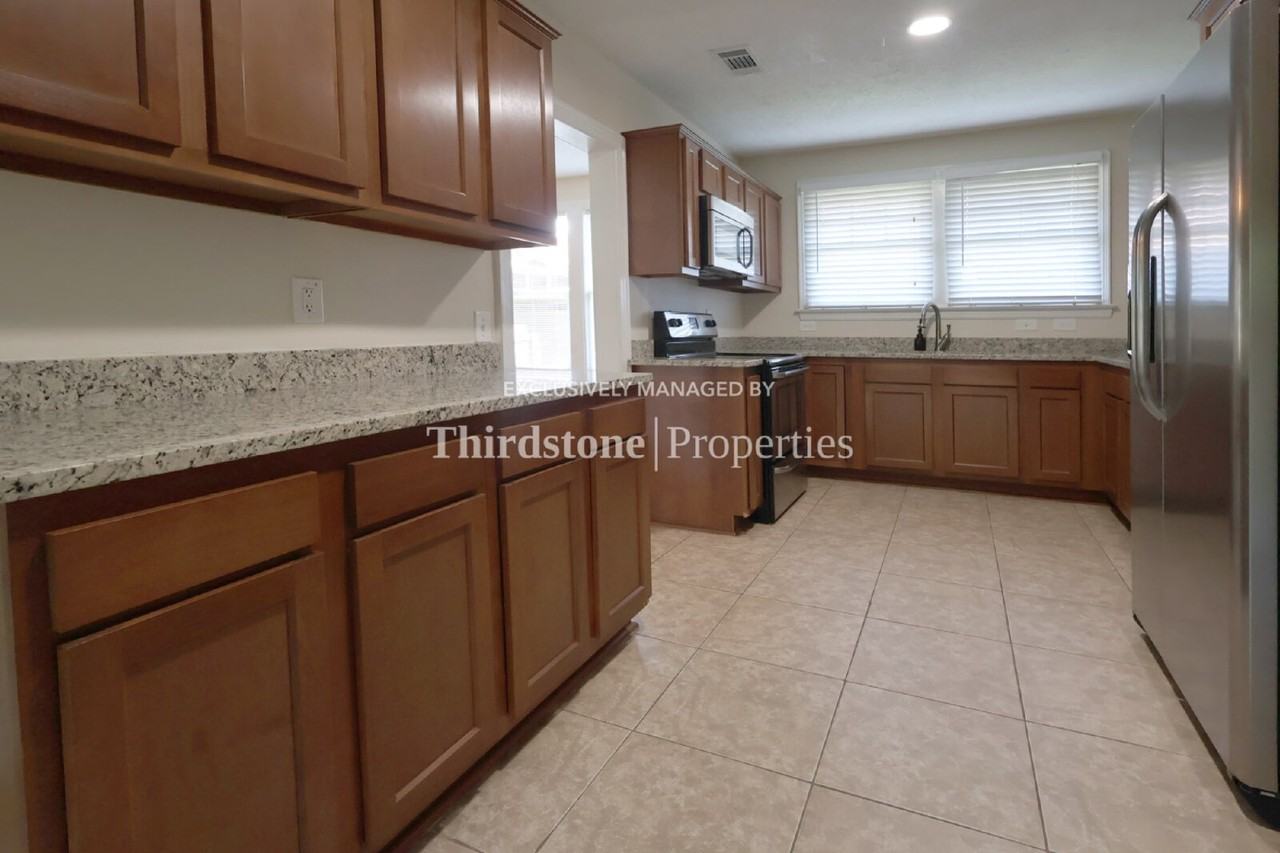 3944 Herschel St - Photo 5 of 23