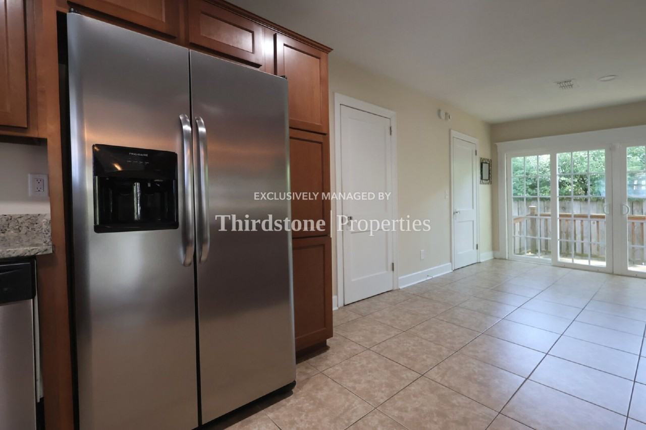 3944 Herschel St - Photo 7 of 23