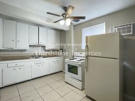 316 E 19th St #B - Photo 1 of 1