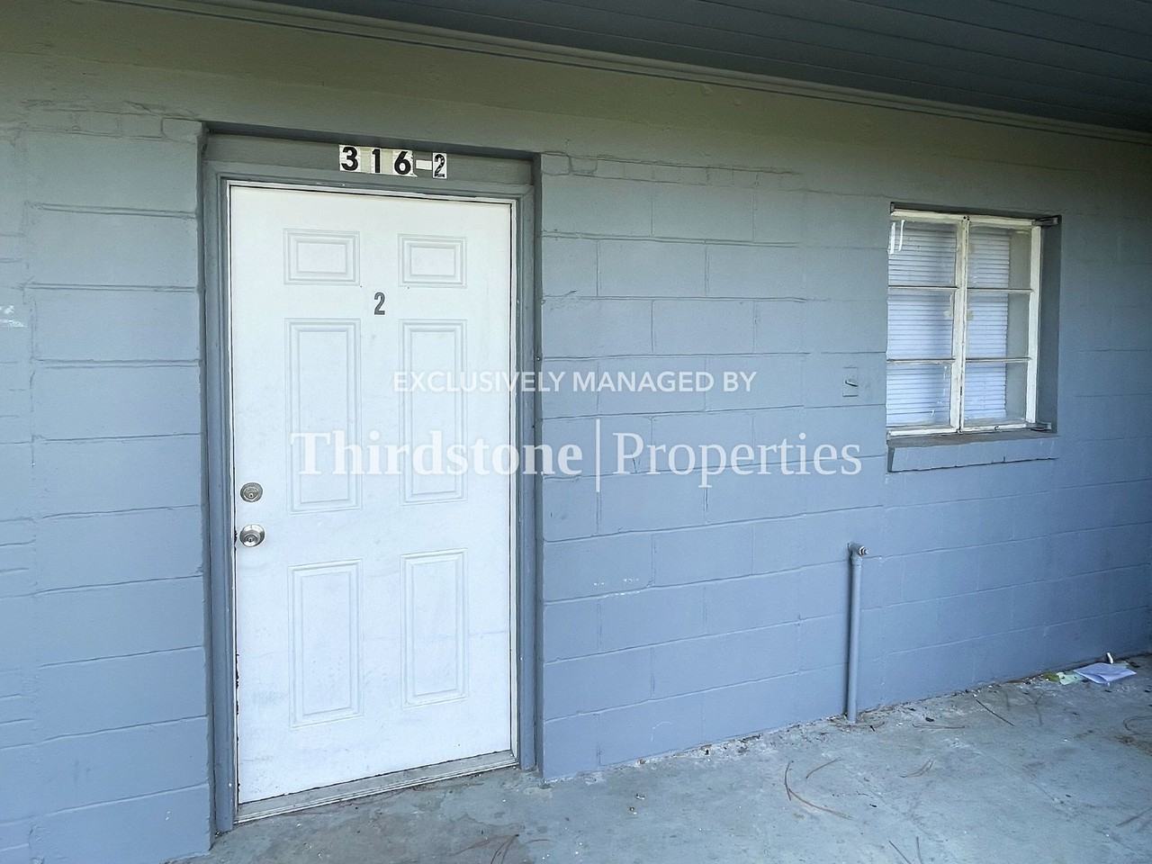 316 E 19th St #B - Photo 4 of 12
