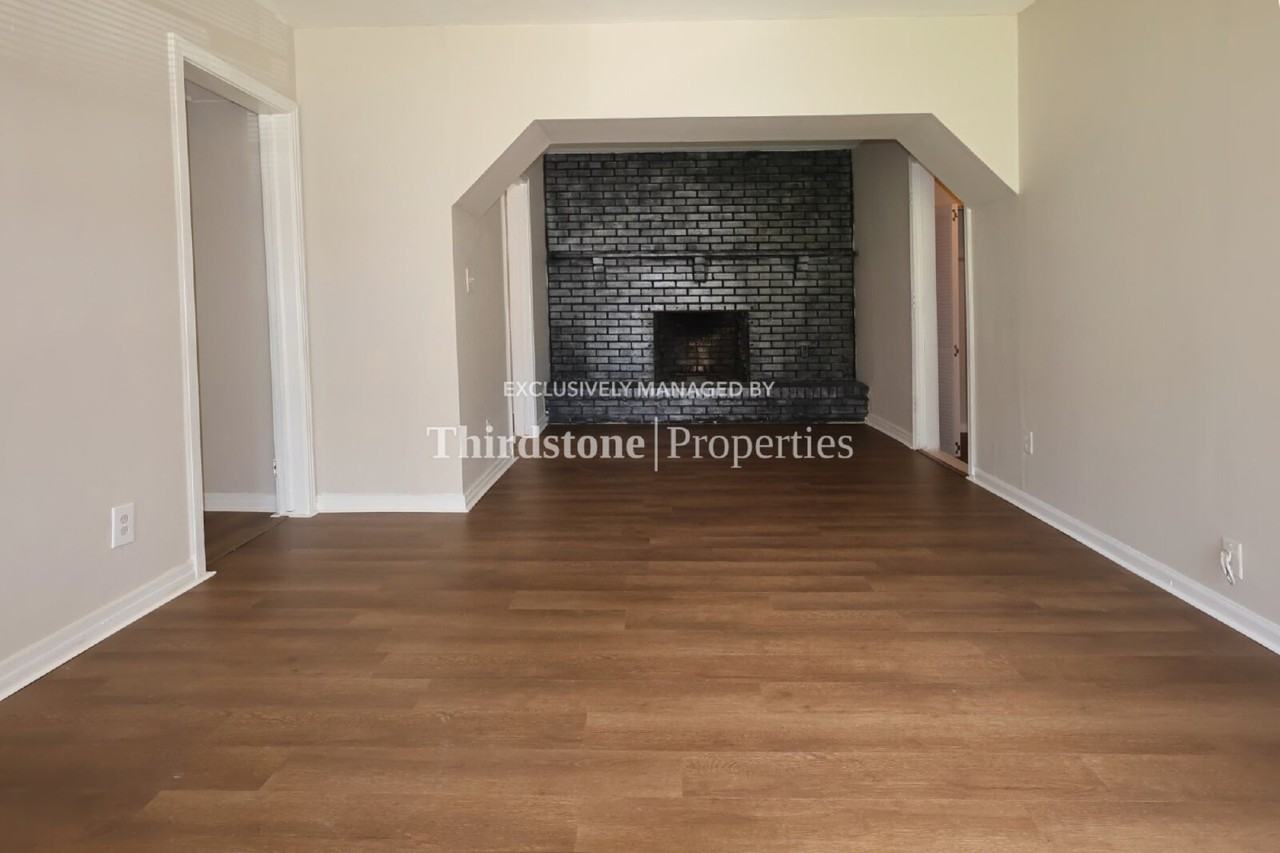 789 Gardenia Ln - Photo 3 of 20