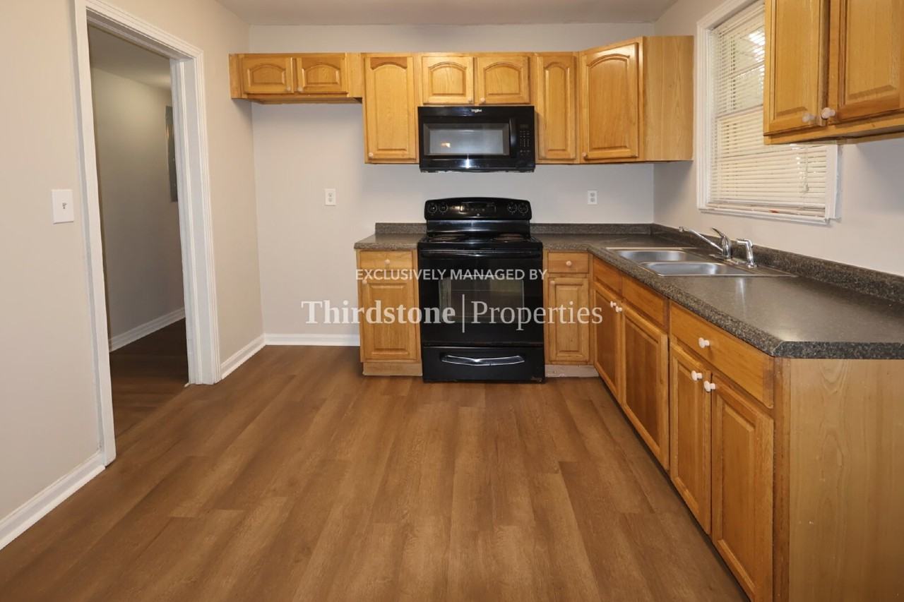 789 Gardenia Ln - Photo 5 of 20