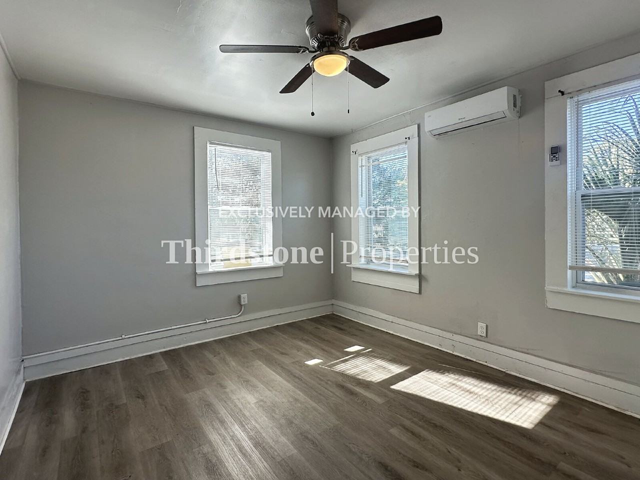 82 W 32nd St #2 - Photo 5 of 8