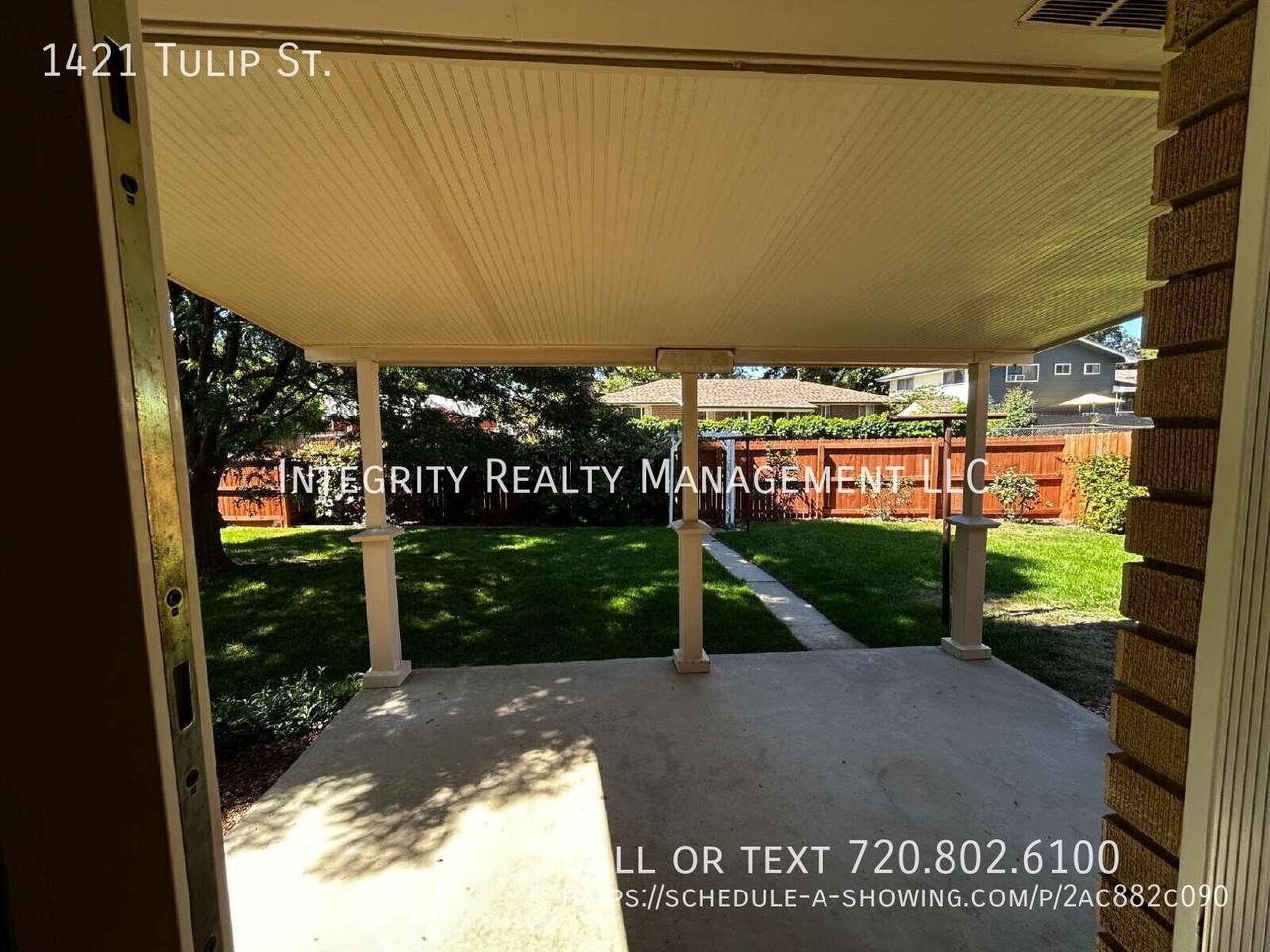 1421 Tulip St - Photo 4 of 15