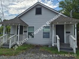 featured image of 303A Short St