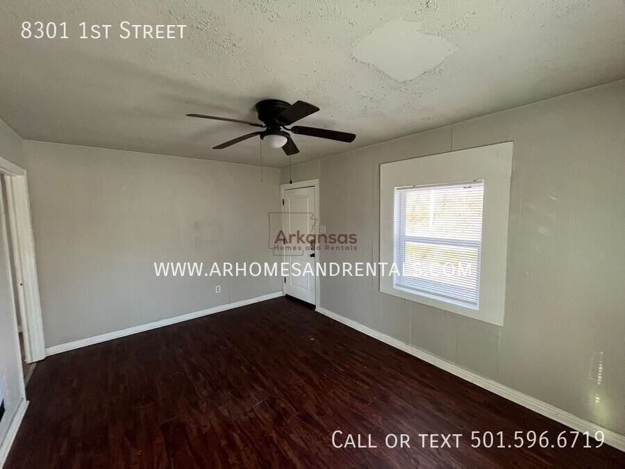 8301 1st St - Photo 2 of 10