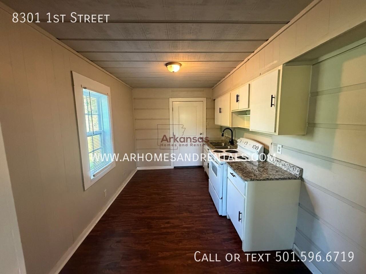 8301 1st St - Photo 5 of 10